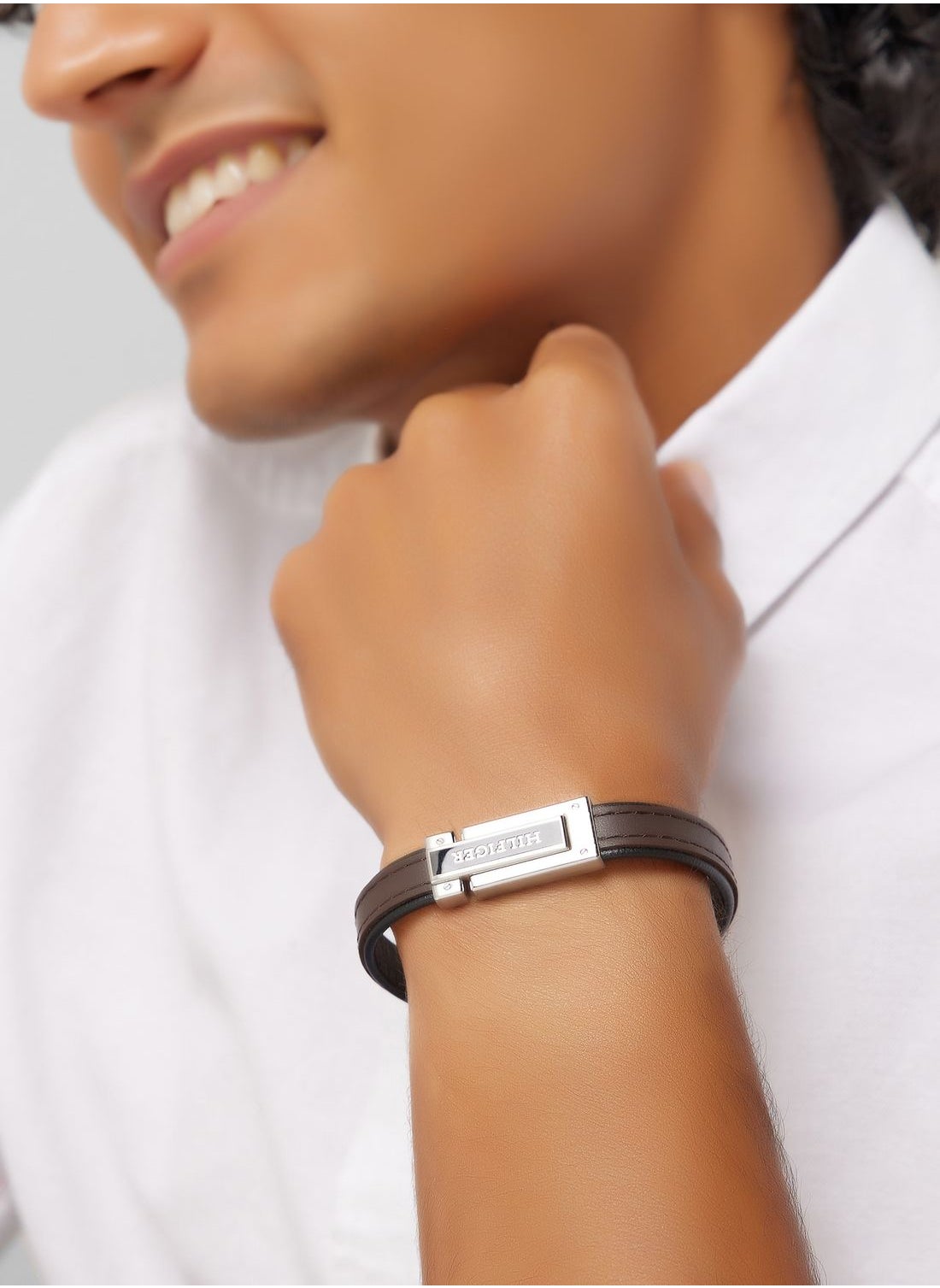 buy-tommy-hilfiger-flat-bracelet_na7