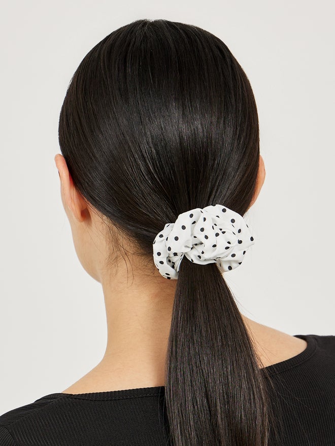 buy-styli-styli-set-of-5-elasticated-polka-dot-scrunchie_89q