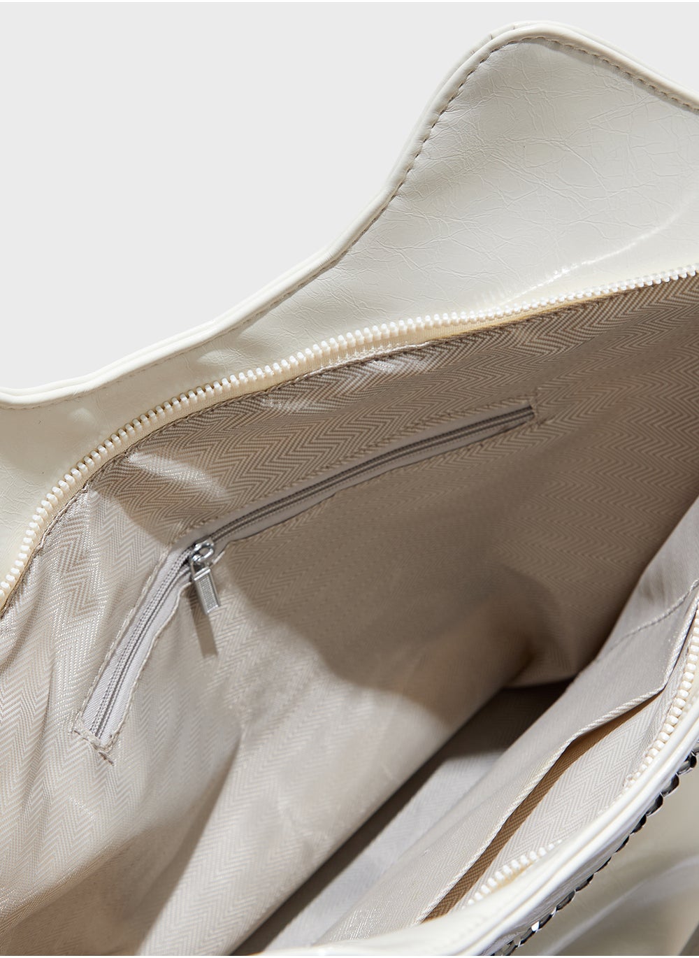 buy-ginger-star-heart-studded-multi-pocket-tote-bag_aus