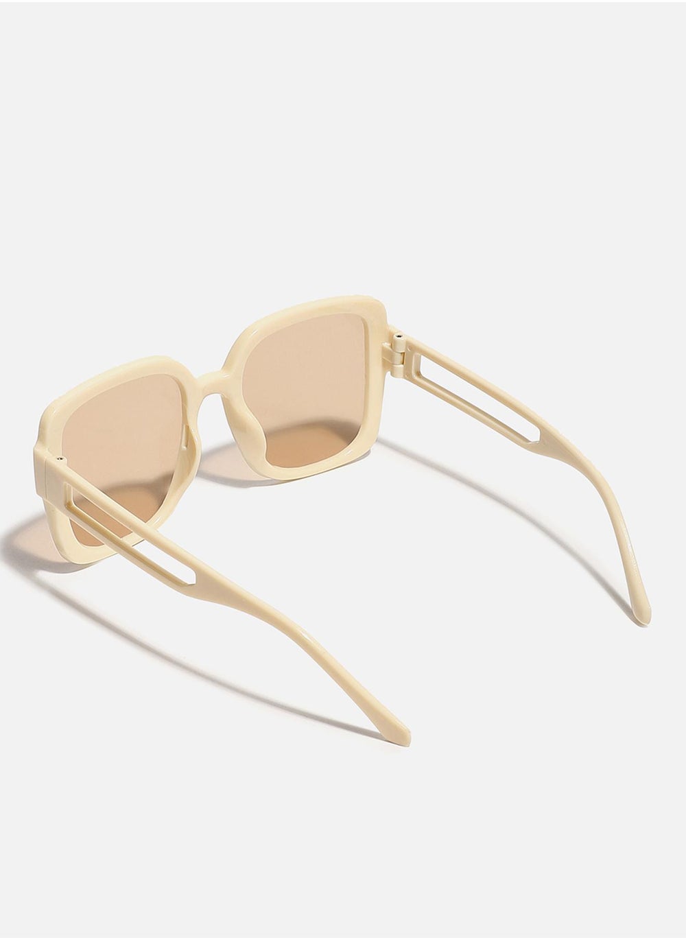 buy-haute-sauce-tinted-lens-with-beige-frame-oversized-sunglass_kr3