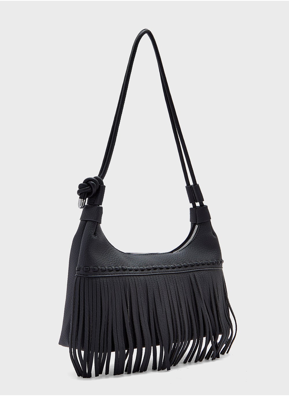 buy-ginger-tassel-detail-shoulder-bag_oyo