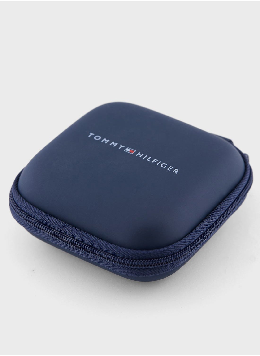 buy-tommy-hilfiger-pattern-chain-bracelet_mgh