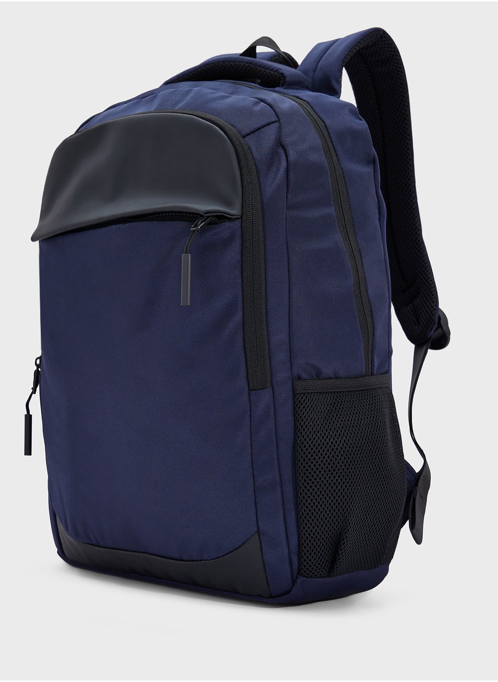 buy-seventy-five-padded-ventilation-back-support-casual-backpack_j0n