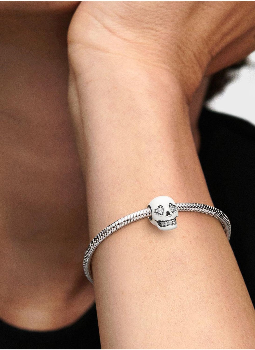 buy-pandora-skull-sterling-charm_pz3