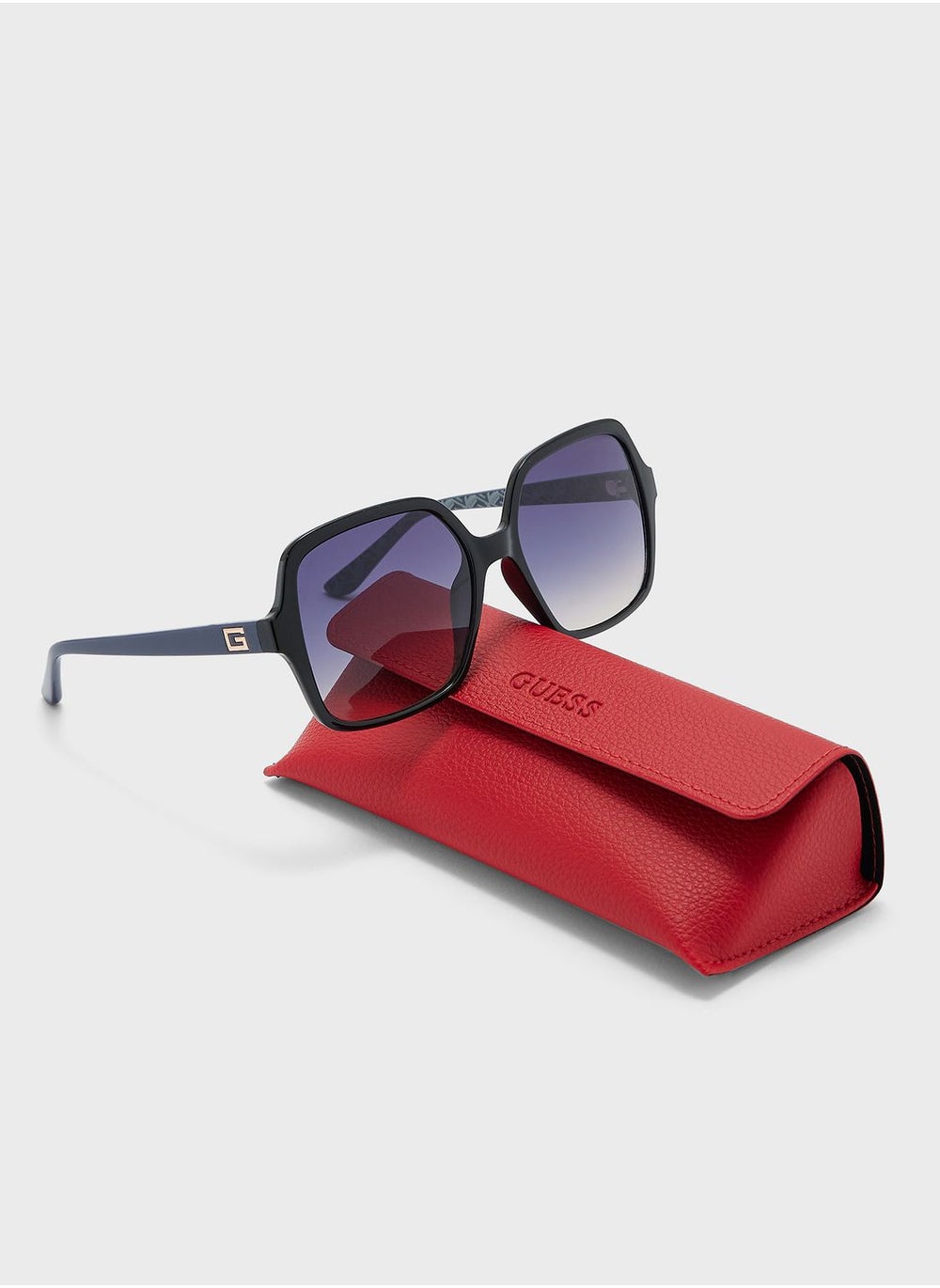 buy-guess-gradient-oversized-rectangle-shape-sunglasses_rp0