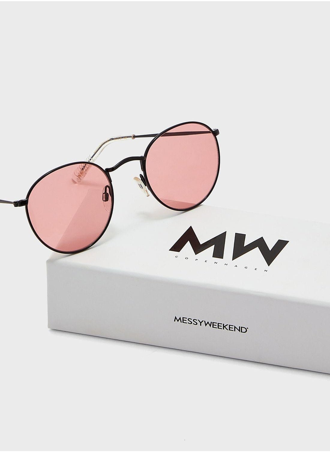 buy-messyweekend-lennon-shape-sunglasses_d5d
