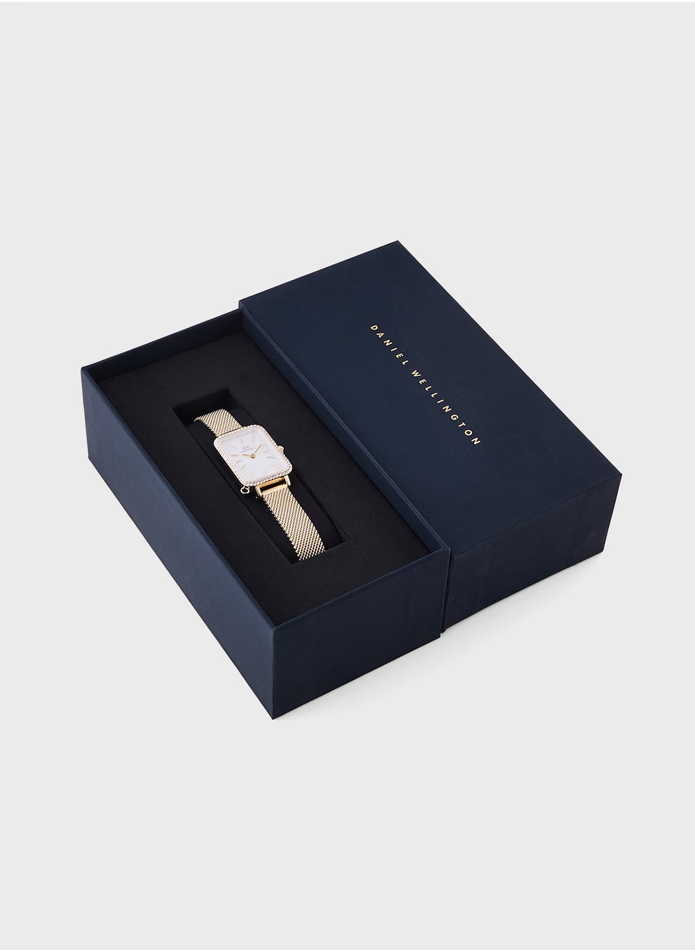 buy-daniel-wellington-quadro-26mm-yellow-gold-watch_e7x