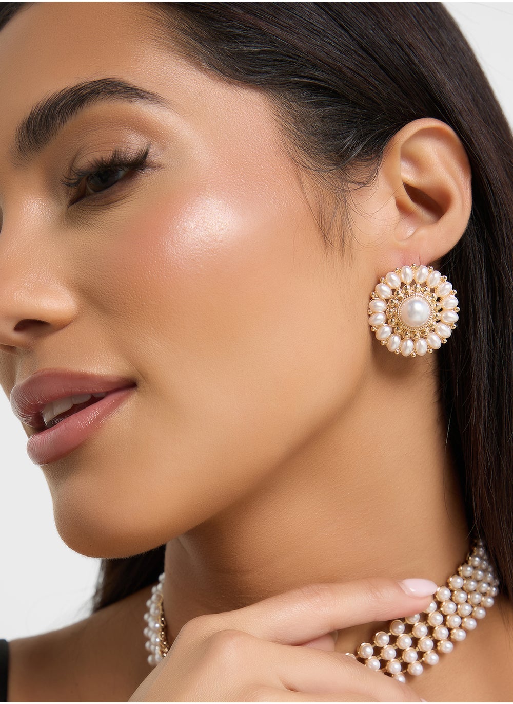 buy-khizana-pearl-floral-stud-earrings_0j3