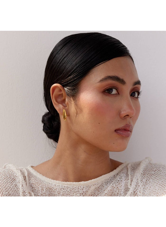 buy-noya-eva-18k-gold-plated-earrings_cy5
