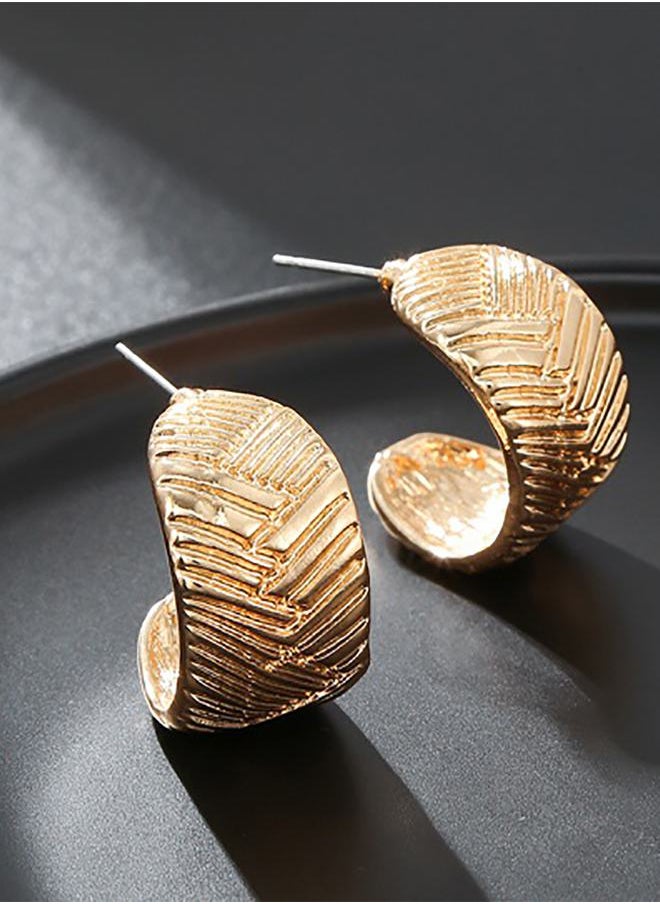buy-styli-textured-wide-hoop-earrings_710