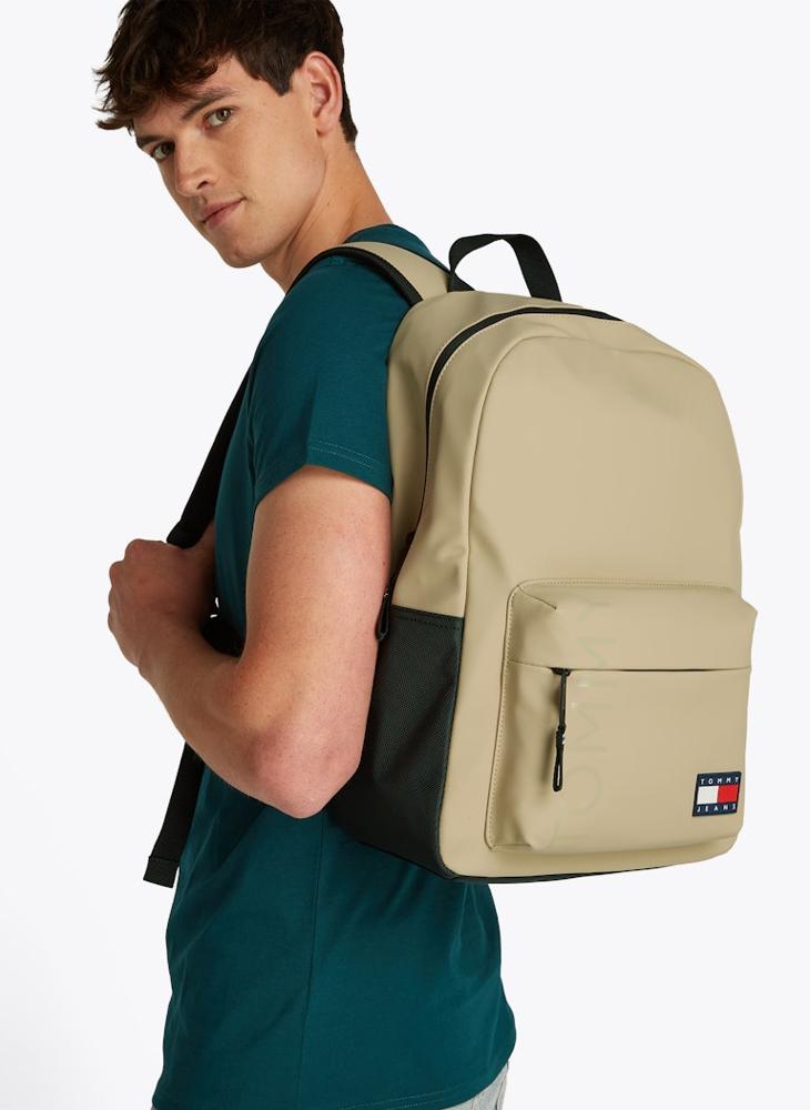 buy-tommy-jeans-round-backpack_to2