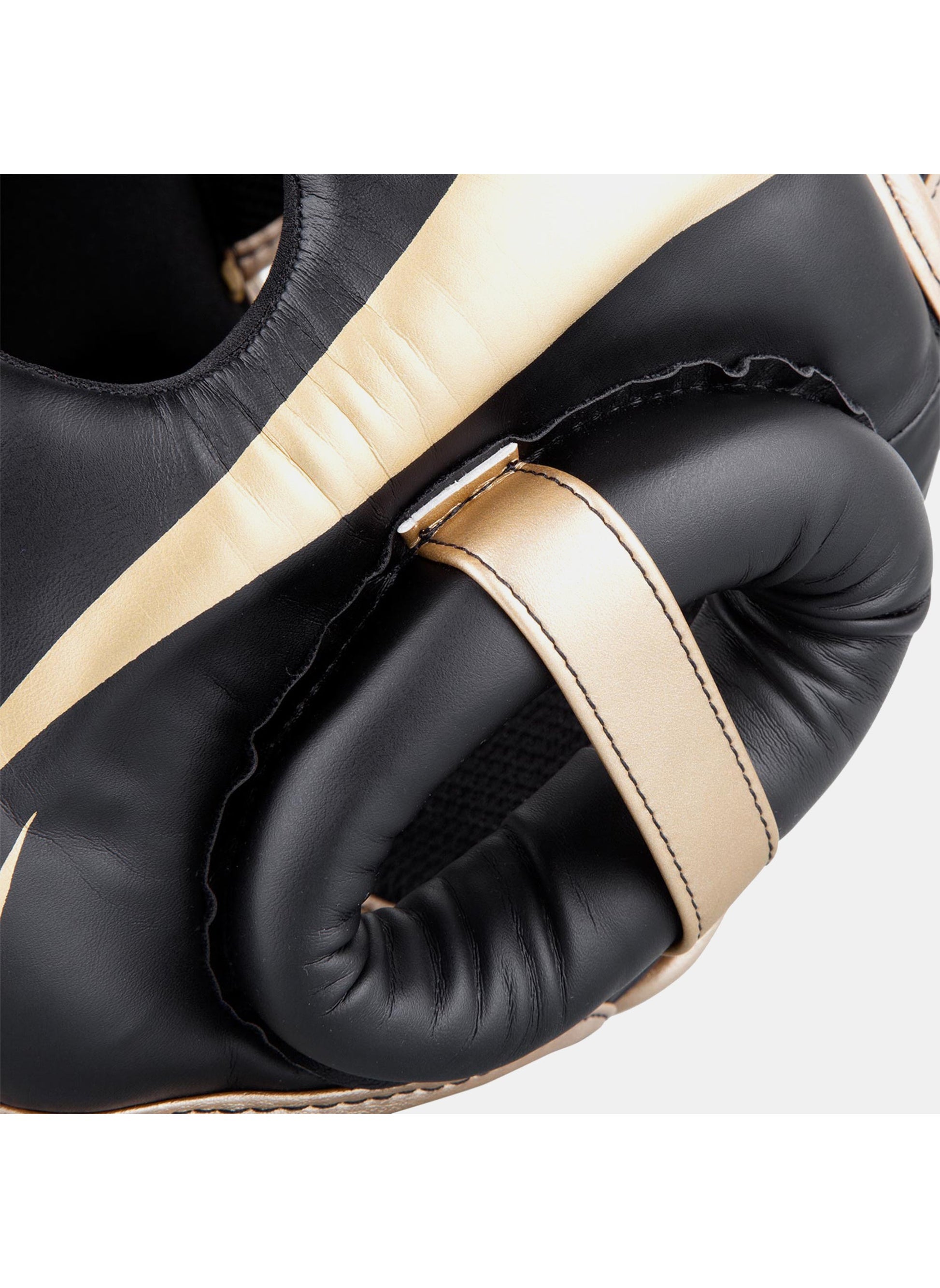 buy-venum-elite-boxing-headgear_fsv