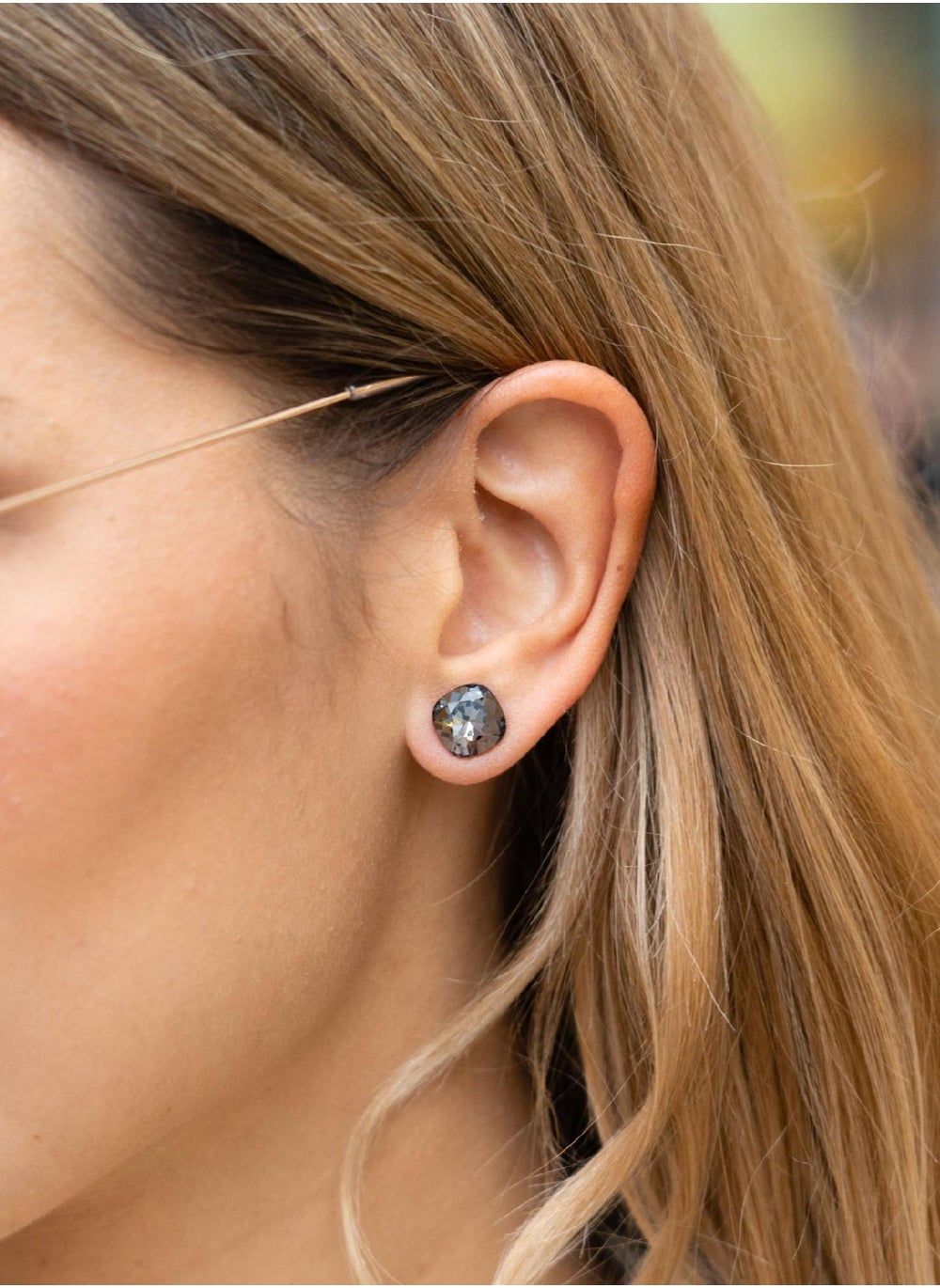 buy-seona-sophia-silver-night-crystal-stud-earrings-sleek-modern-glamour_y2l