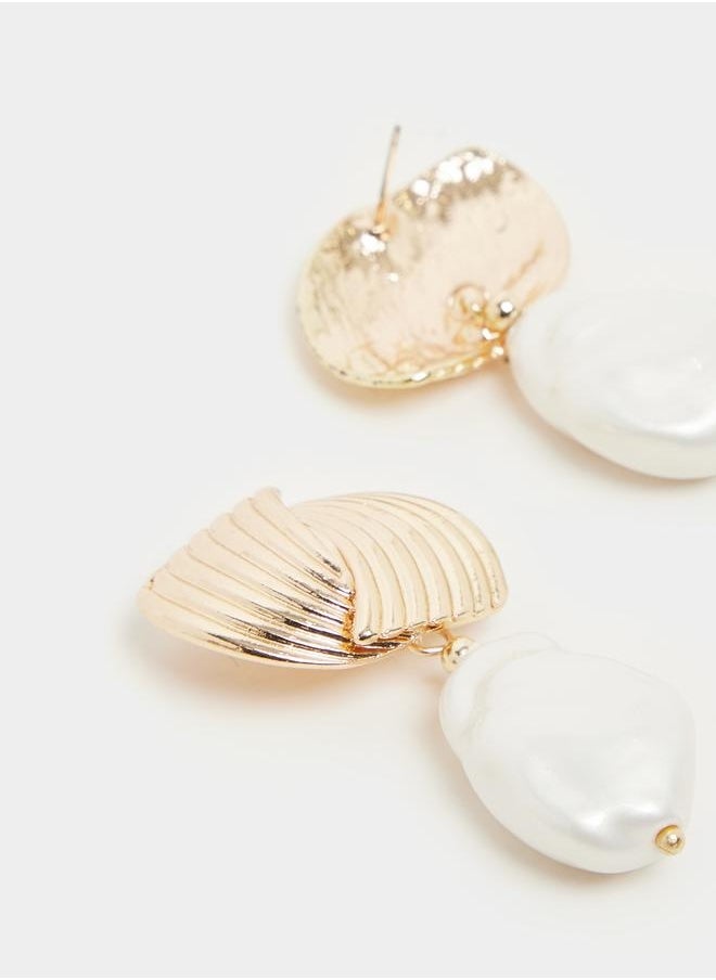 buy-styli-textured-pearl-drop-earrings_cre