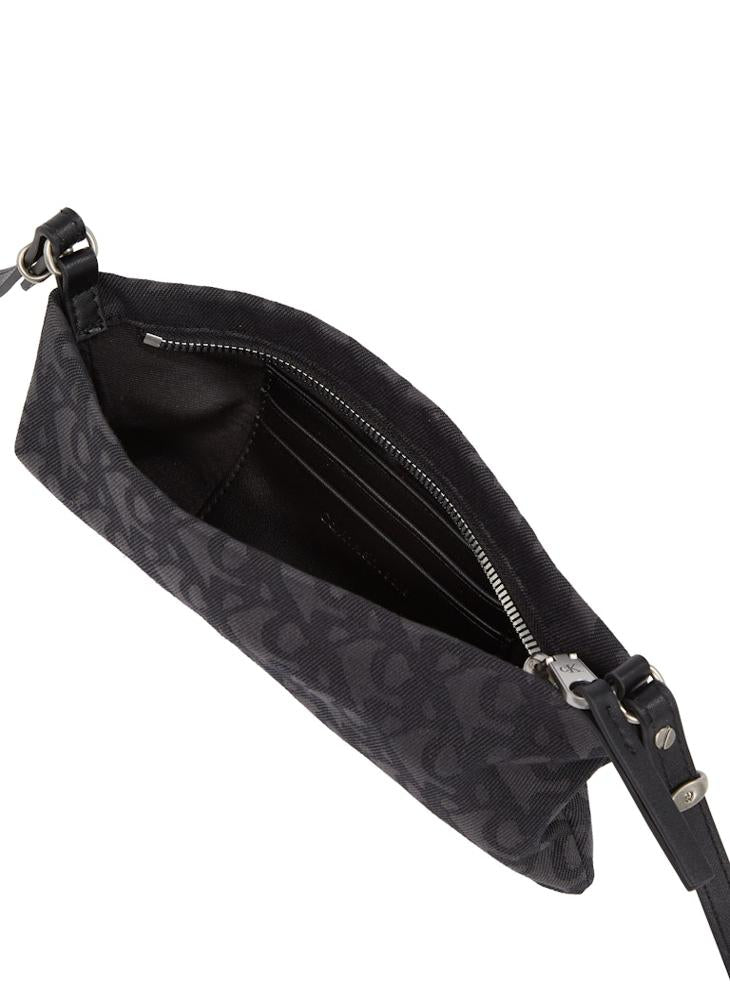 buy-calvin-klein-jeans-logo-jacquard-zip-wallet_hvw