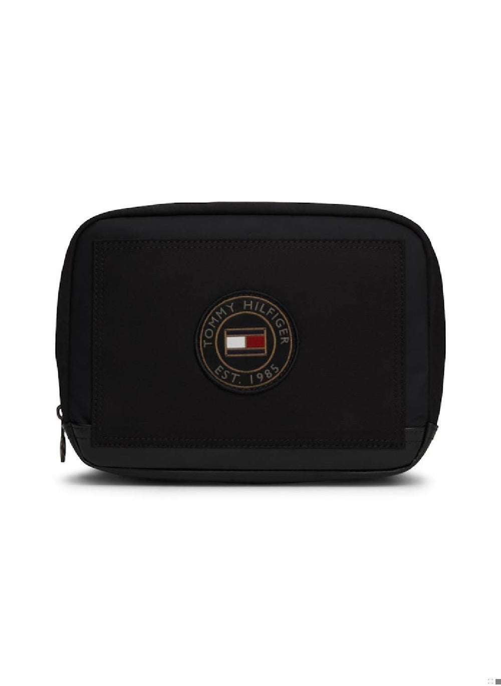 buy-tommy-hilfiger-mixed-texture-logo-badge-washbag_77l