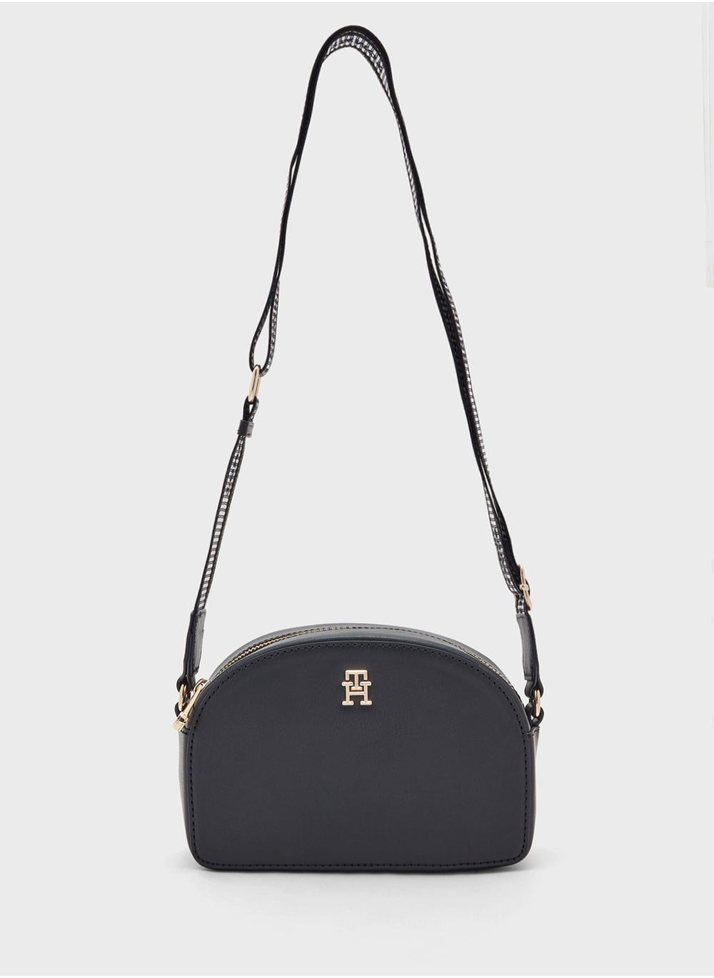 buy-tommy-hilfiger-th-fresh-camera-bag_ci5