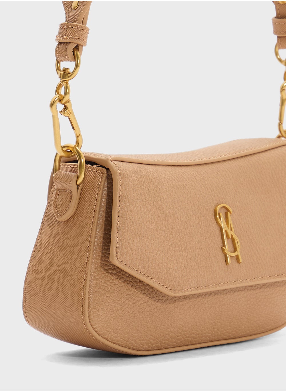 buy-steve-madden-btaiga-logo-detail-flapover-crossbody-bag_t22
