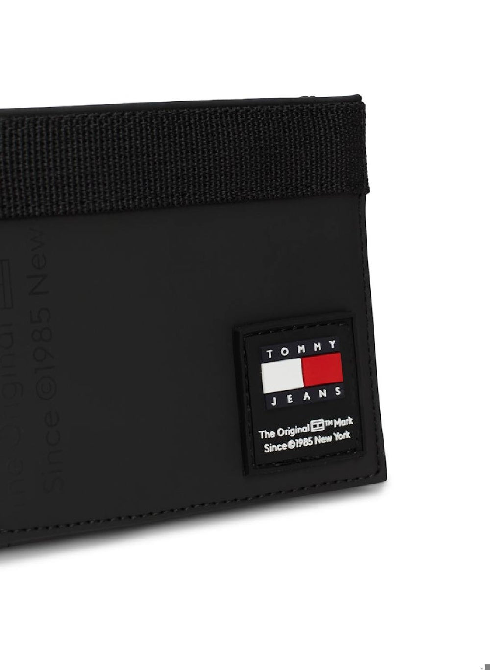buy-tommy-jeans-daily-cardholder_8ph
