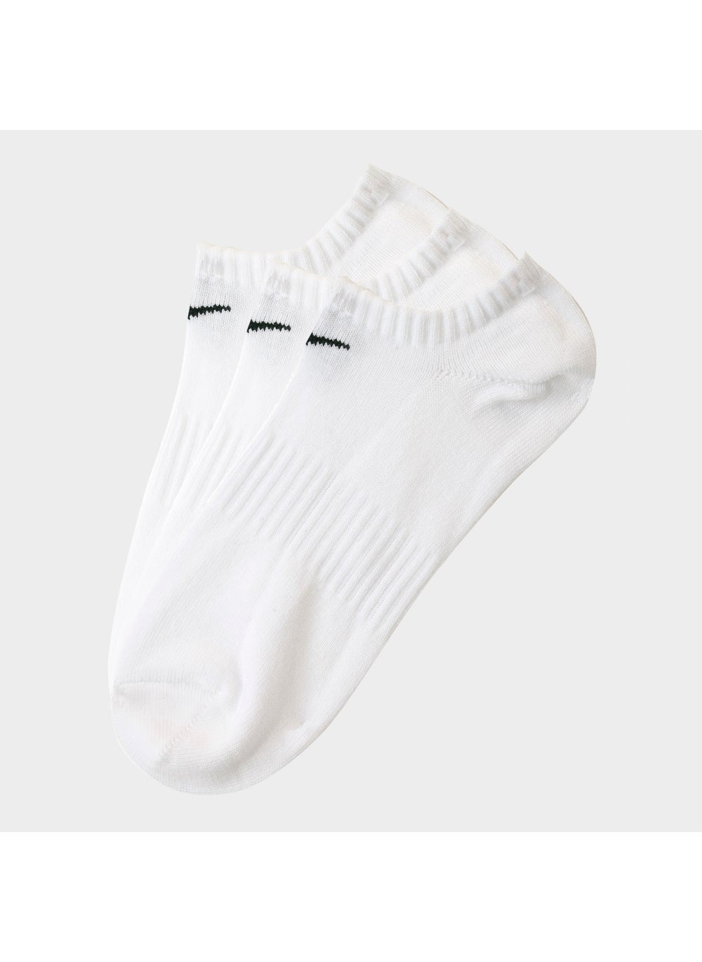 buy-nike-everyday-lightweight-training-no-show-socks-3-pairs_vcq