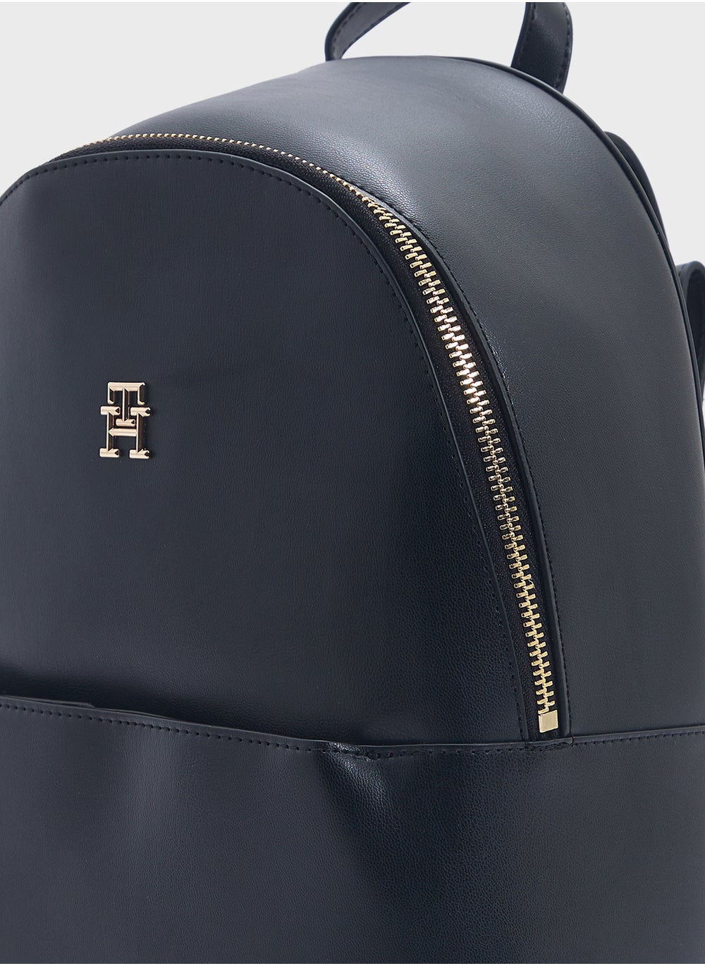 buy-tommy-hilfiger-logo-detail-top-handle-backpack_2tk