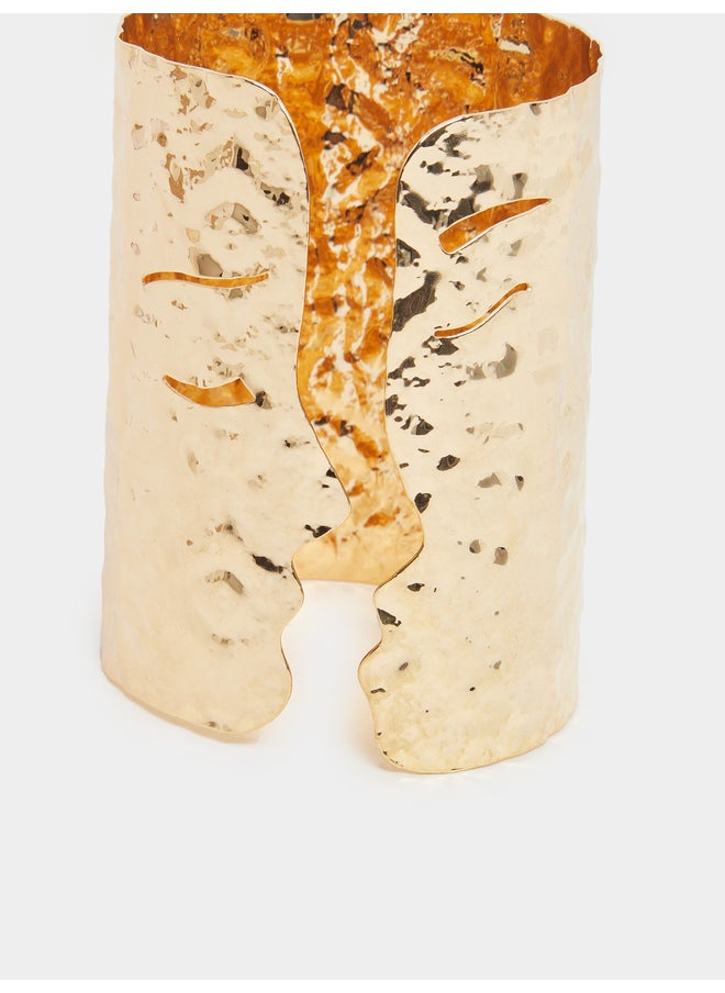 buy-styli-styli-textured-wide-cuff-bracelet_3os