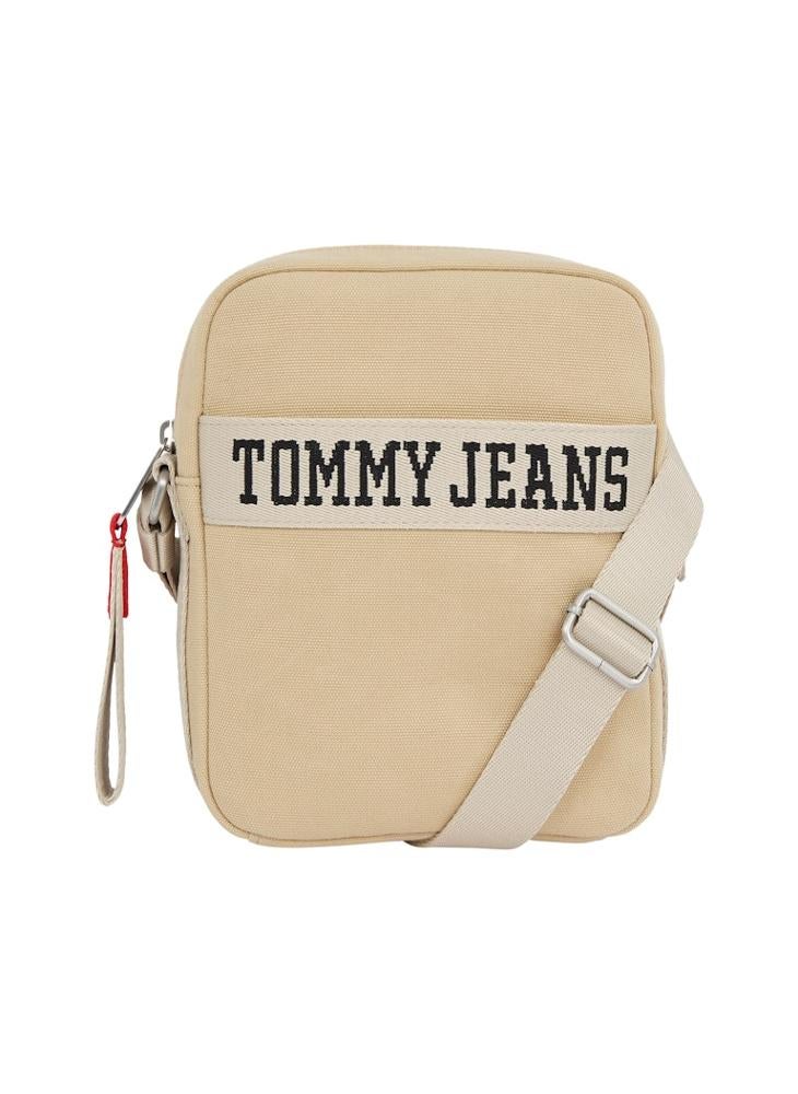 buy-tommy-jeans-retro-reporter-bag_ne4