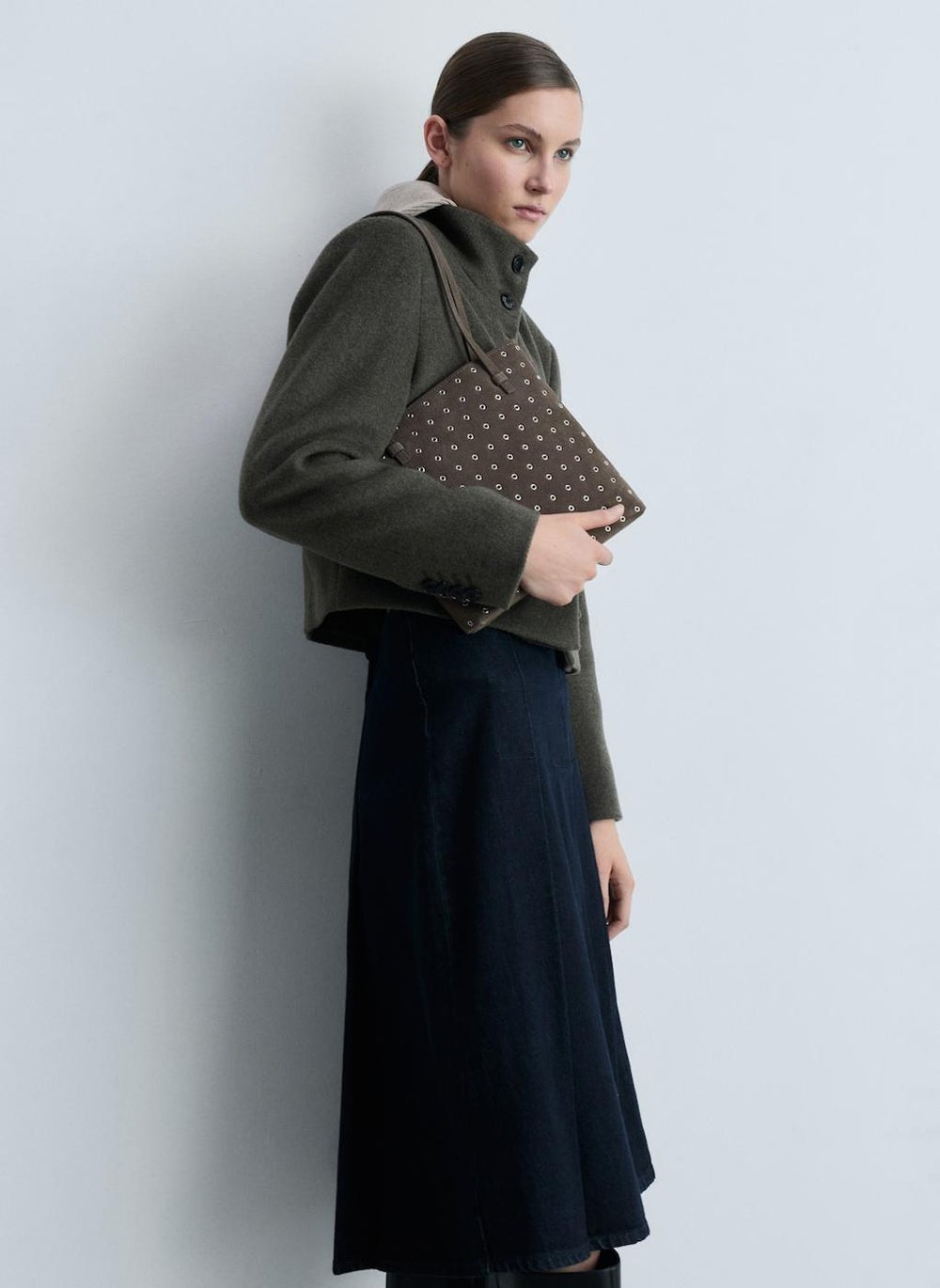 buy-mango-die-cut-leather-shopper-bag_325