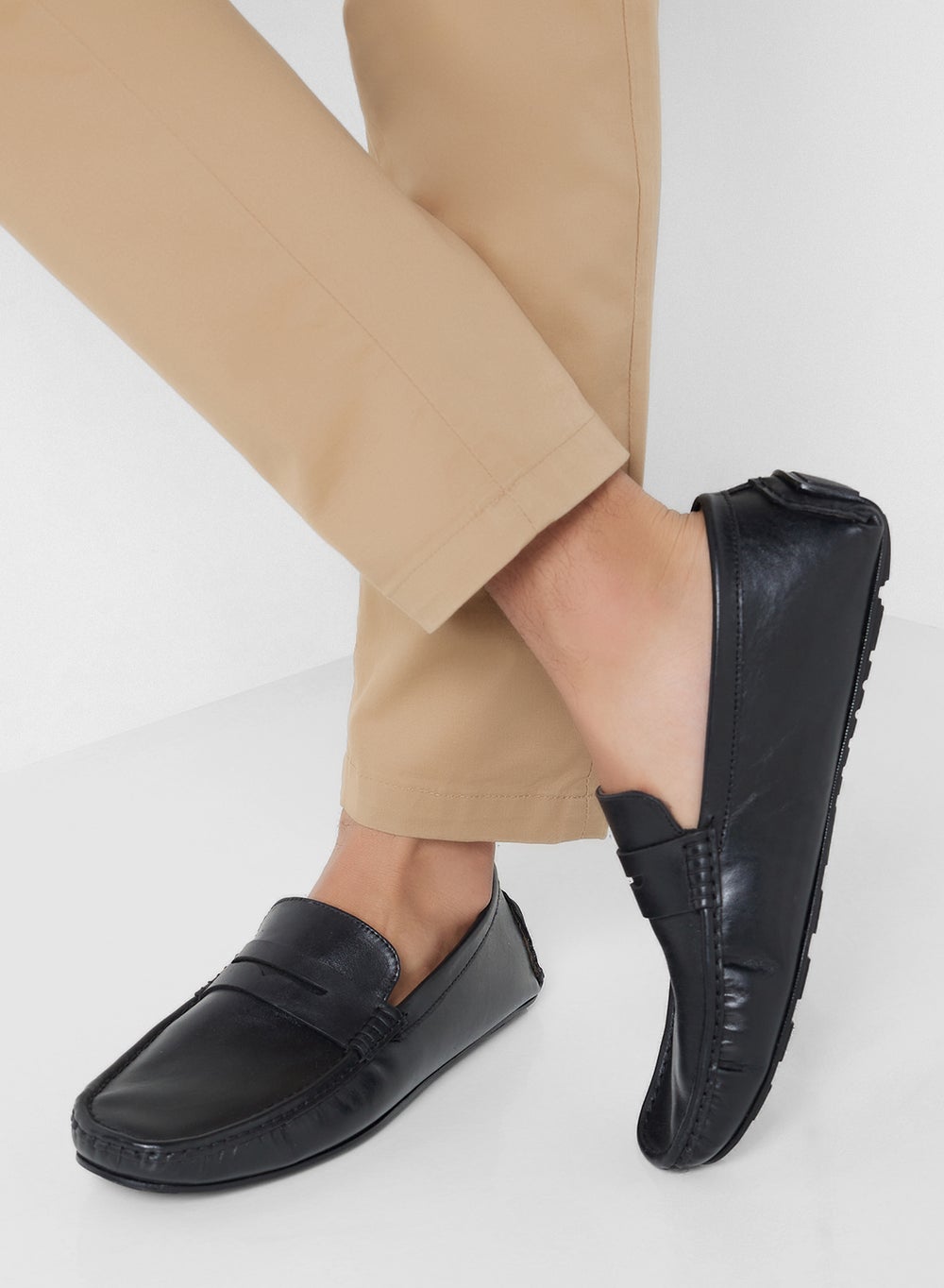 buy-robert-wood-genuine-leather-loafers_cg2