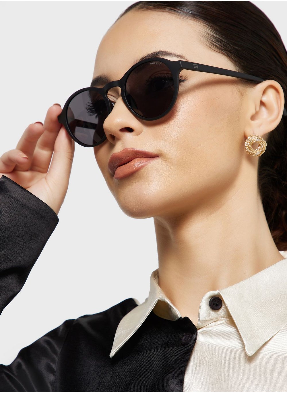 buy-guess-round-sunglasses_9hz