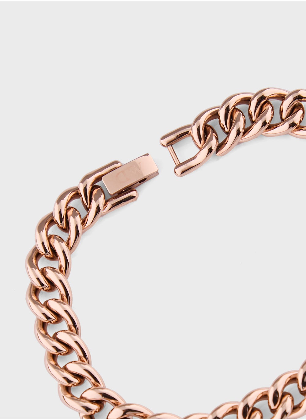 buy-daniel-wellington-chunky-chain-bracelet_omf