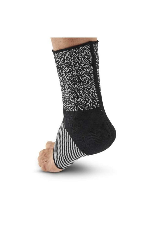 buy-cep-cep-max-support-ankle-sleeve-black-white-unisex_apw