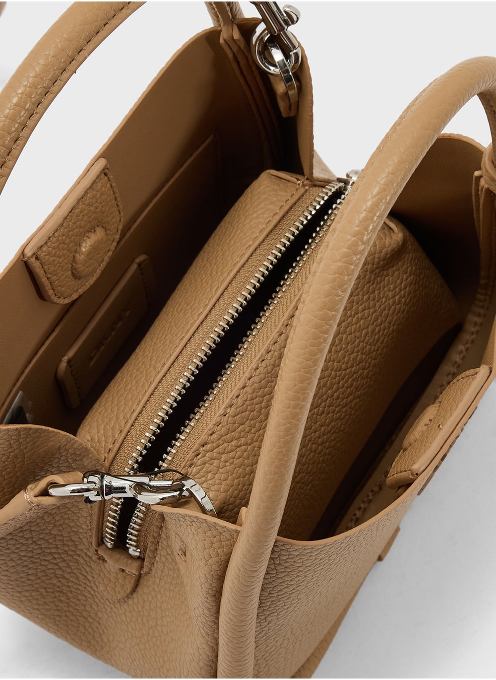 buy-dkny-capri-hobo-crossbody-bag_zdh