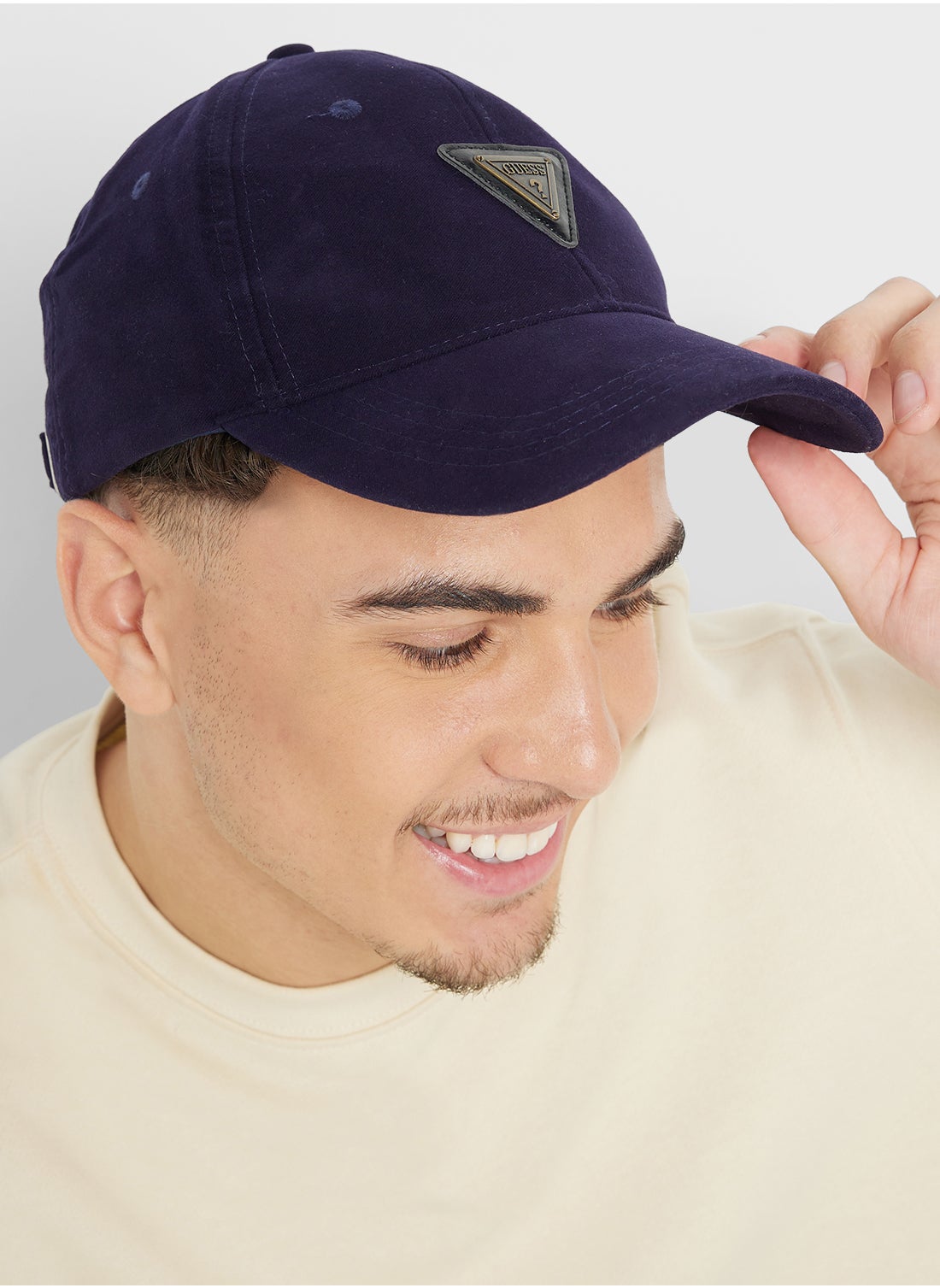 buy-guess-branded-cap_btm