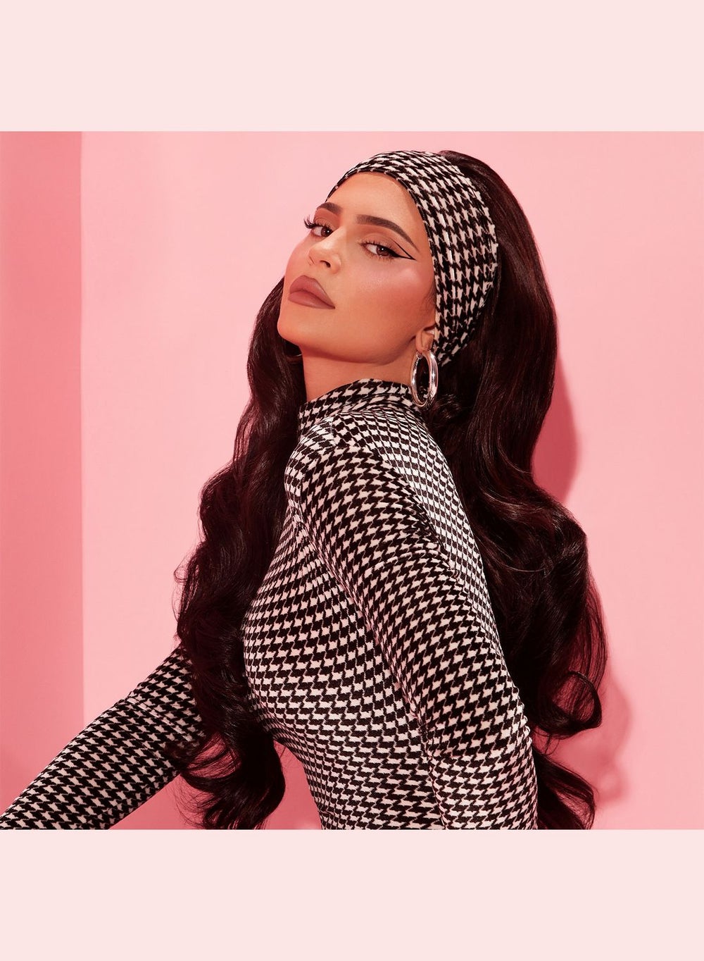 buy-kylie-cosmetics-pressed-blush-powder-335-baddie-on-the-block_plu