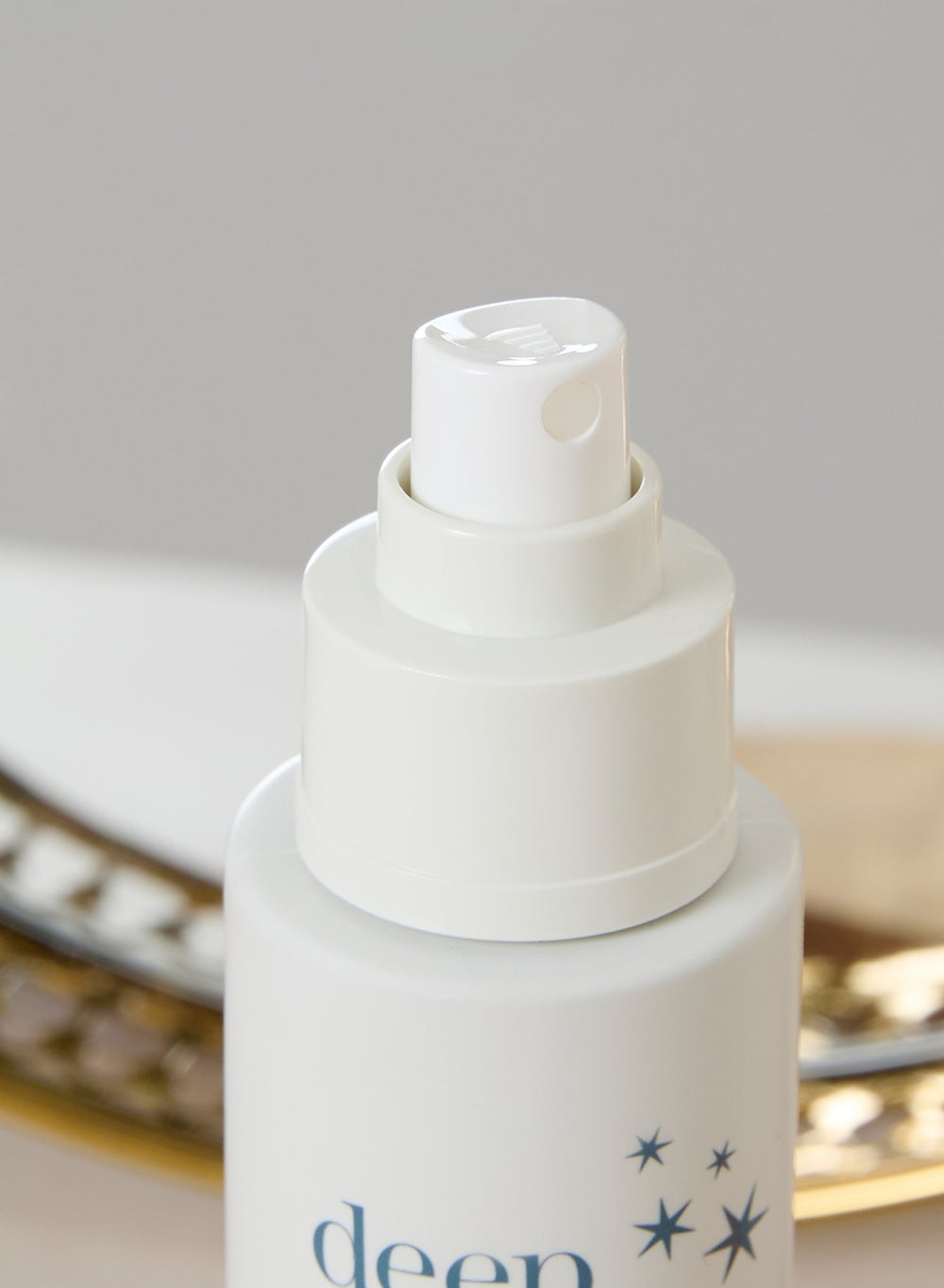 buy-this-works-this-works-deep-sleep-pillow-spray-125ml_1dz