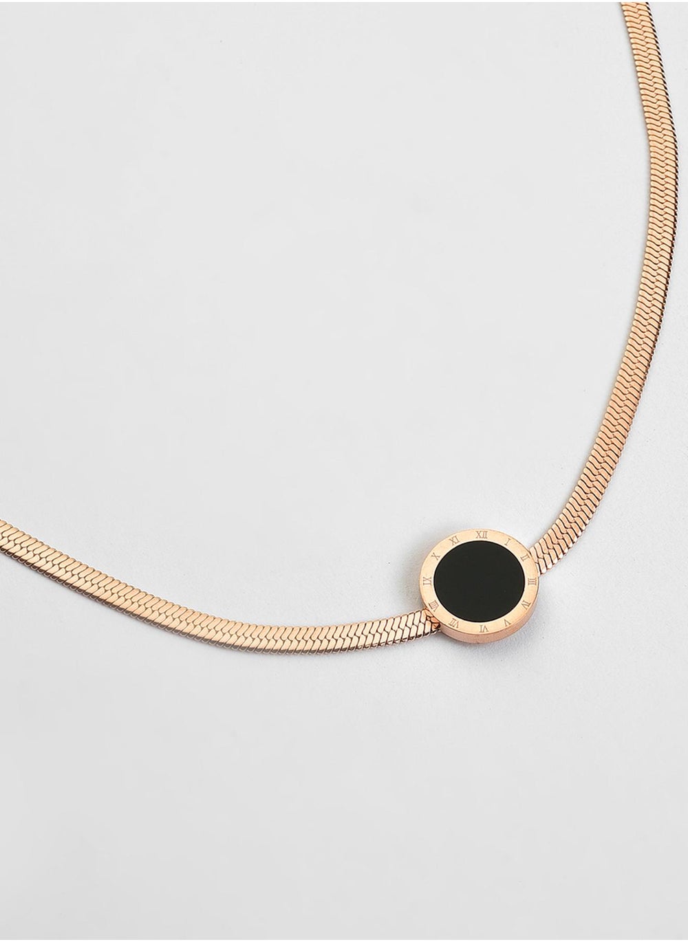 buy-sohi-black-stone-studded-designer-pendant_apf