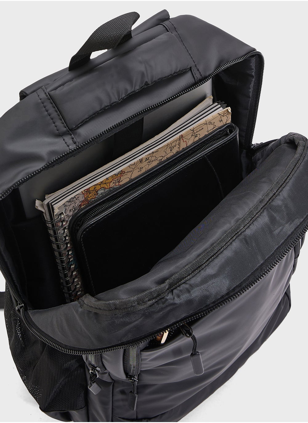 buy-robert-wood-backpack-with-wheel_b22