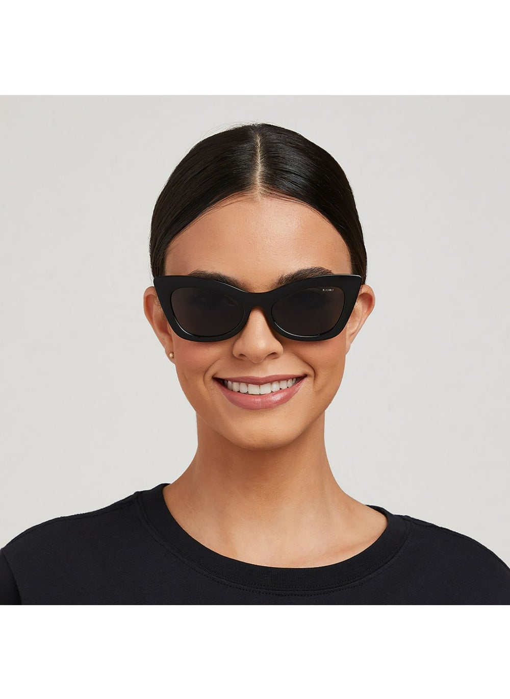 buy-blackout-courtney-women-black-sunglasses-frame-material-thermoplastic-rubber-tr90-frame-color-black-lens-color-gray-full-rim_7le