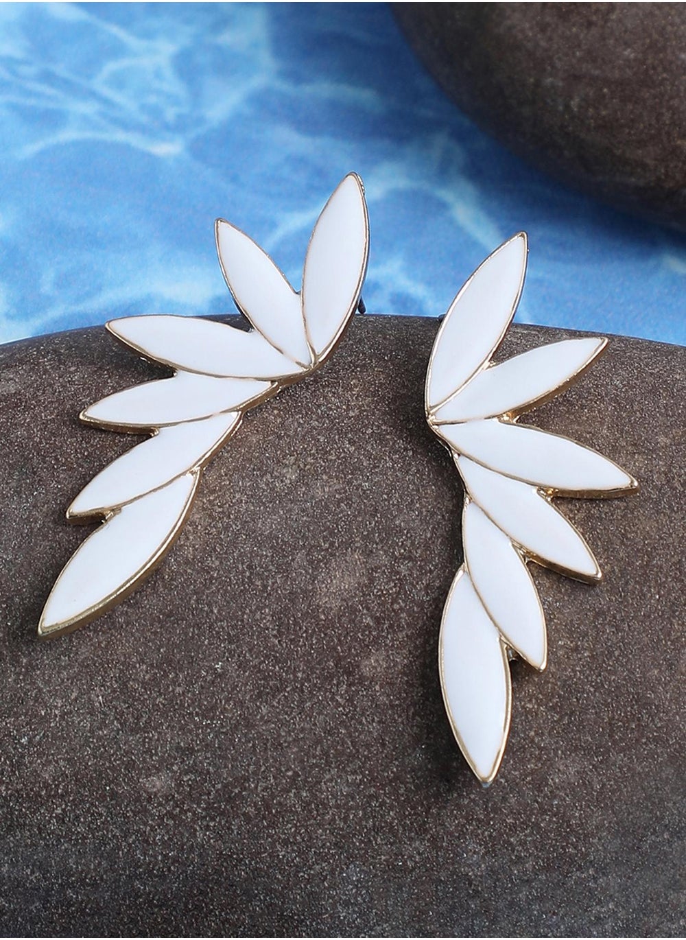 buy-sohi-party-drop-earrings_lpe