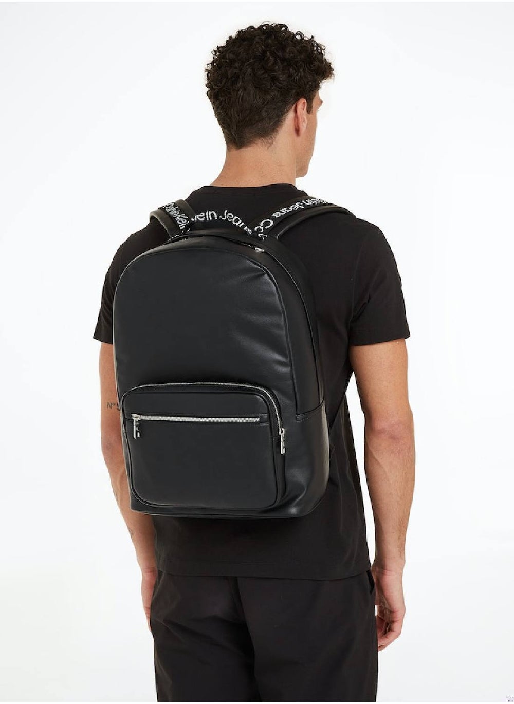 buy-calvin-klein-jeans-ultralight-campus-backpack_lo1