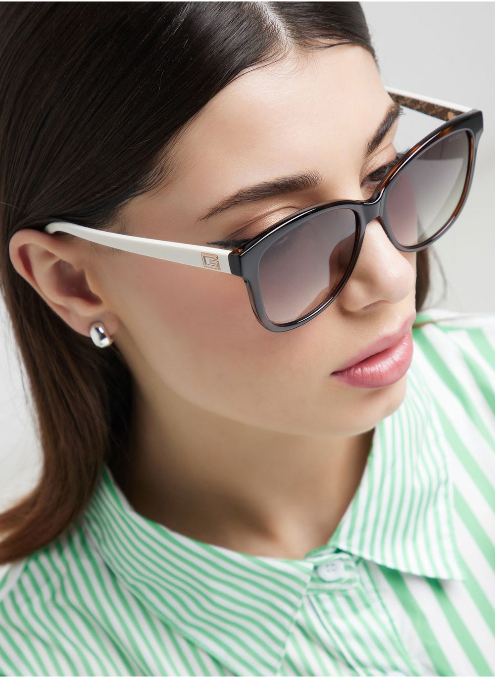buy-guess-cat-eye-sunglasses_hcx