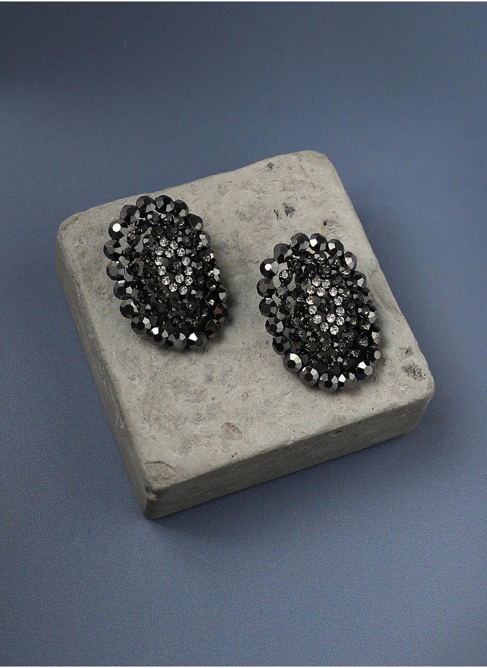 buy-sohi-infinite-iris-stud-earrings_brt