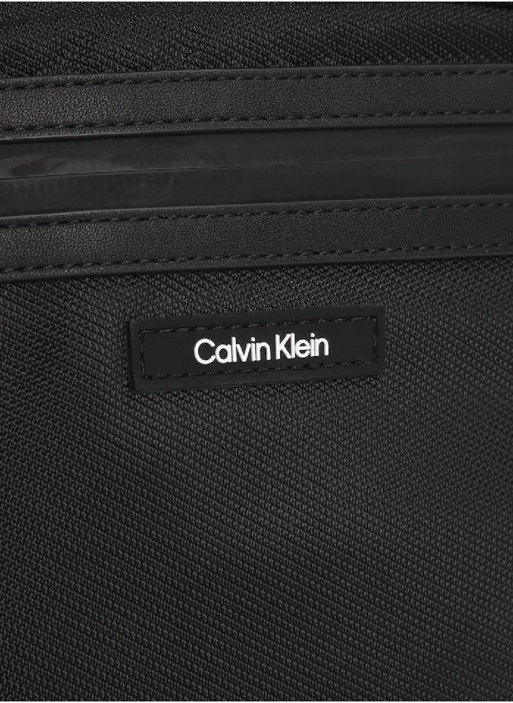 buy-calvin-klein-reporter-bag_nip