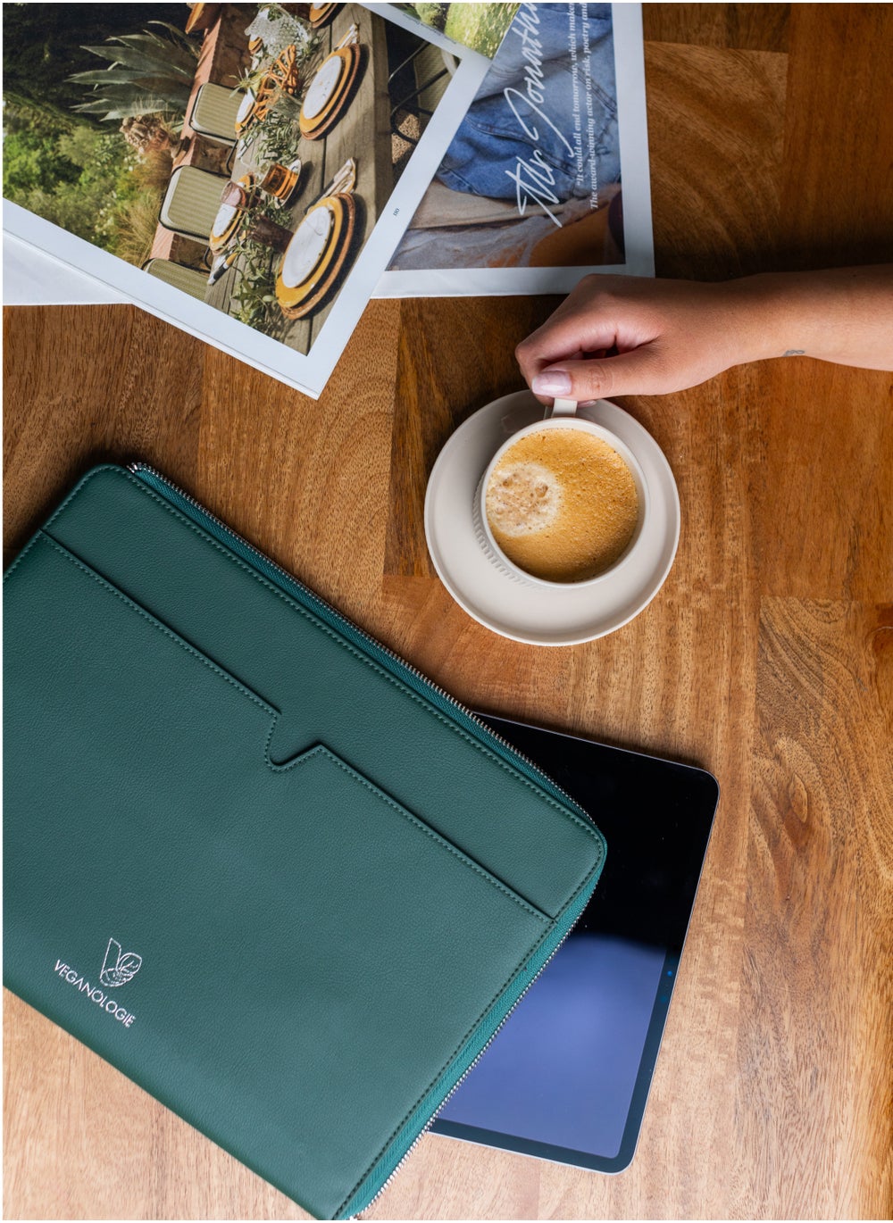 buy-veganologie-eden-apple-leather-laptop-sleeve-13-in-blue-made-from-30-apples_gsk