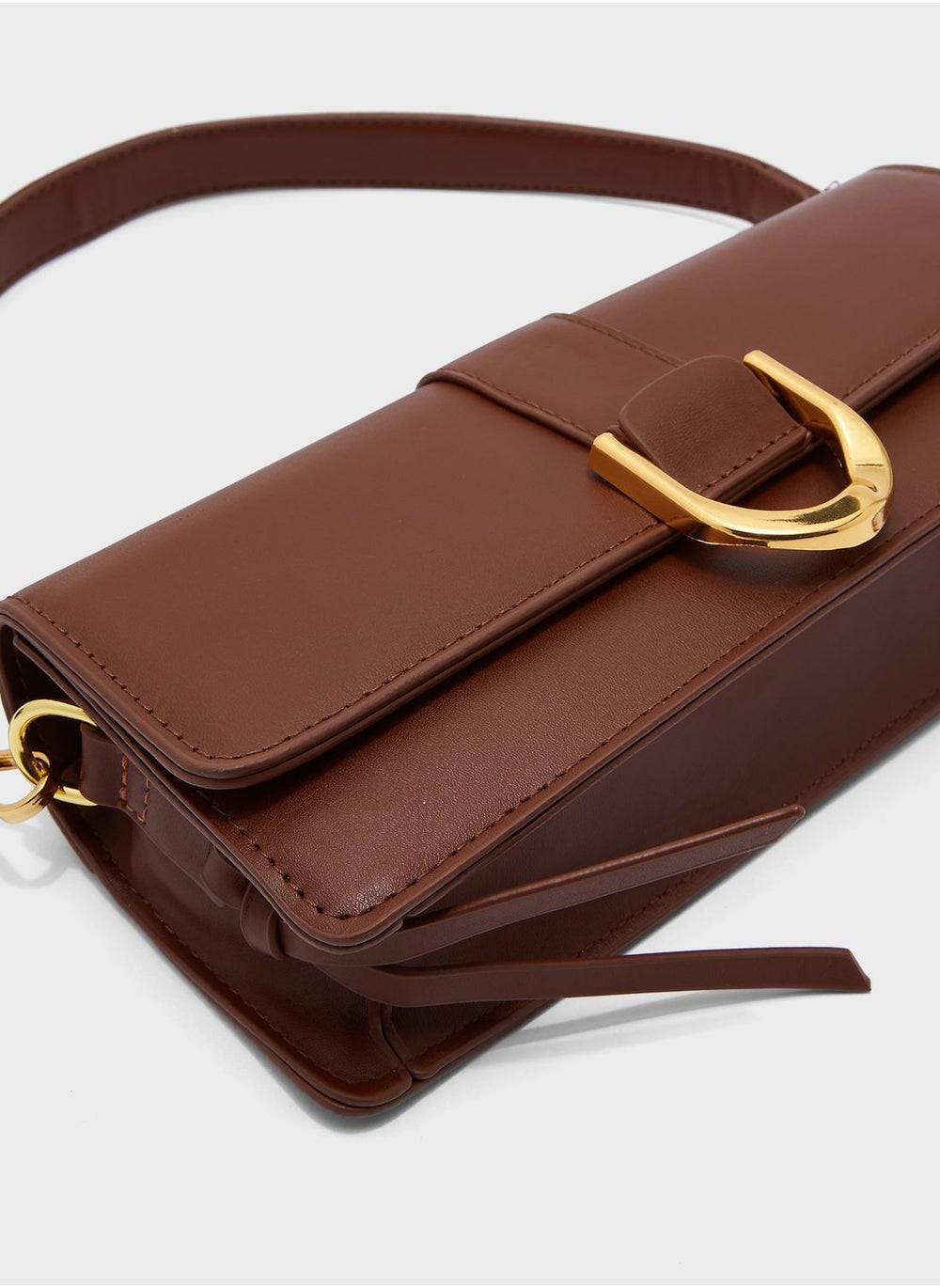 buy-ella-baguette-should-bag-with-buckle-detail_ai3