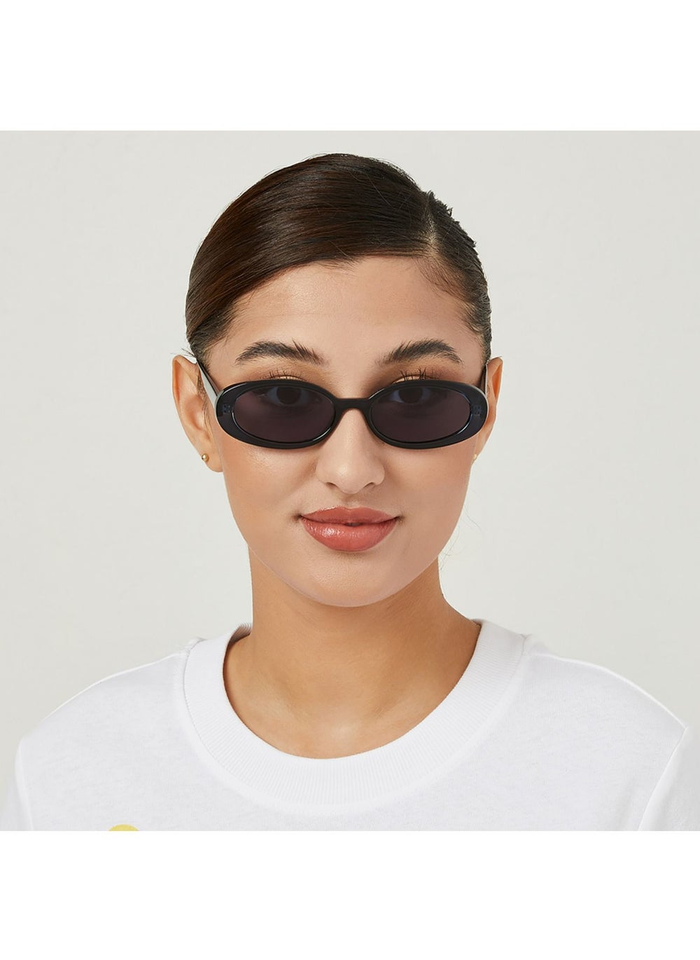 buy-blackout-drew-women-blue-sunglasses-frame-material-thermoplastic-rubber-tr90-frame-color-blue-lens-color-blue-full-rim_hec