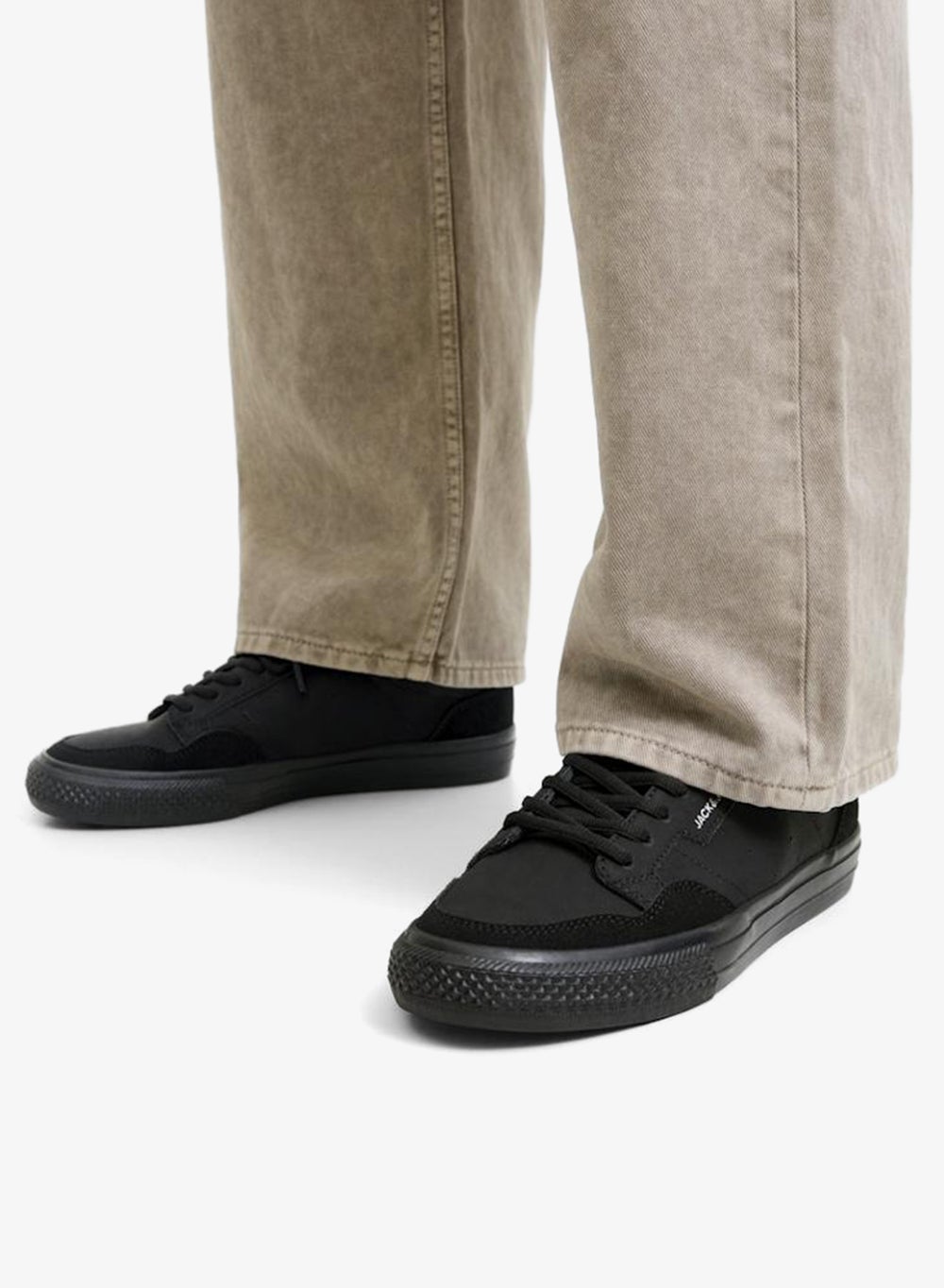 buy-jack-and-jones-casual-low-top-sneakers_gwr