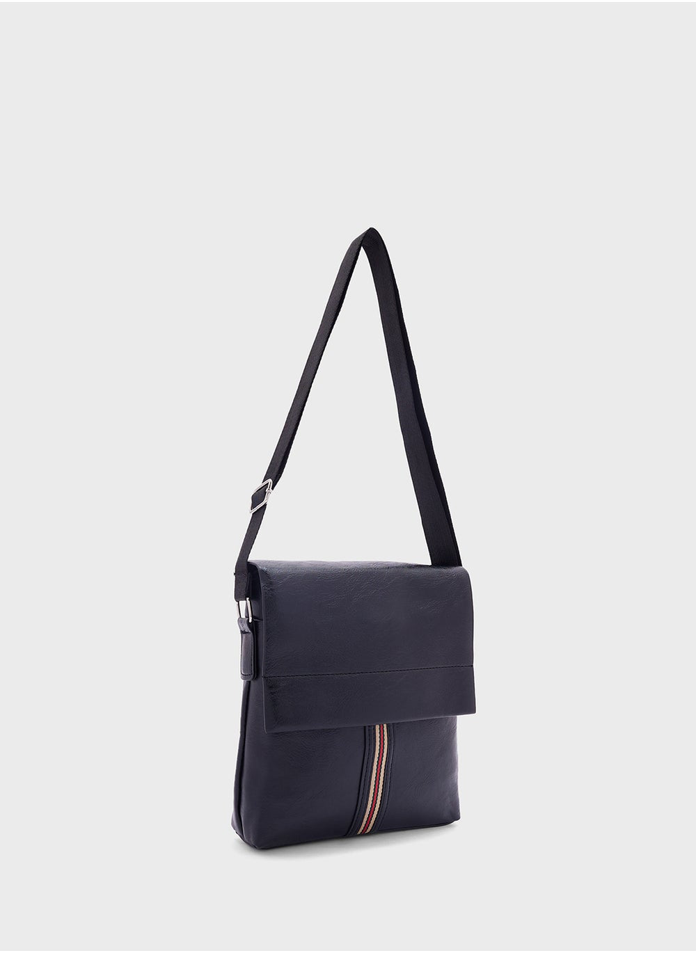 buy-robert-wood-men-s-sling-bag_s85