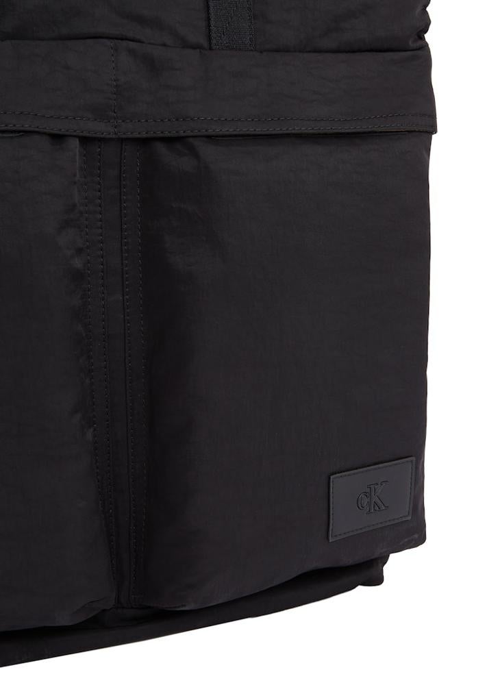 buy-calvin-klein-jeans-metro-nylon-helmet-bag_c25